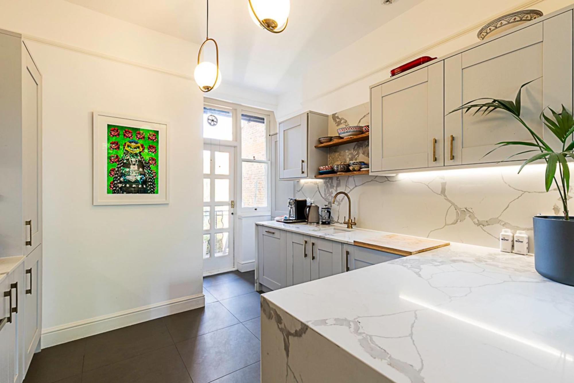 Apartment Stunning Maida Vaile